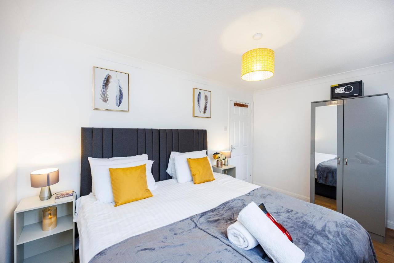 Lovely 2 Bd Hse With Parking Near Excel Londres Exterior foto