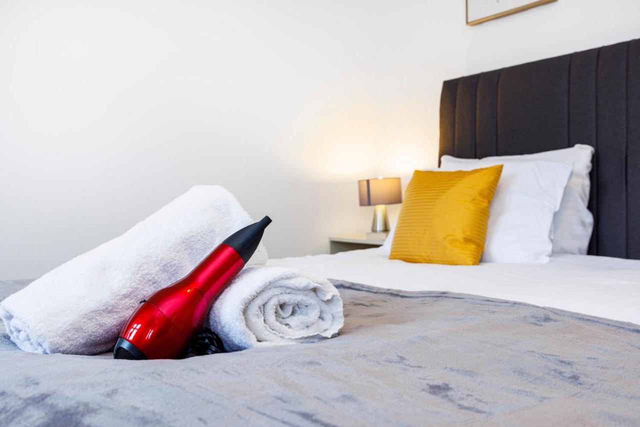 Lovely 2 Bd Hse With Parking Near Excel Londres Exterior foto